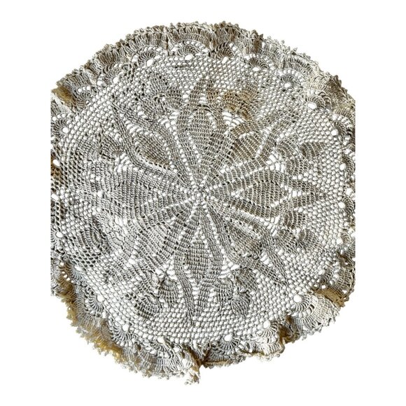 Pair Of Handcrafted Cotton Lace Doilies 12" Diameter Cream Wedding Granny Core - Picture 4 of 10
